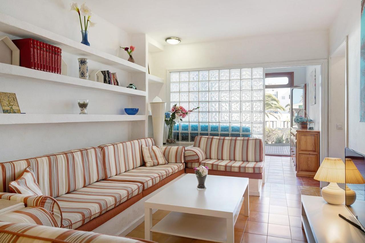 Isla And Ocean With Pool And Wifi Apartment Costa Teguise Exterior photo