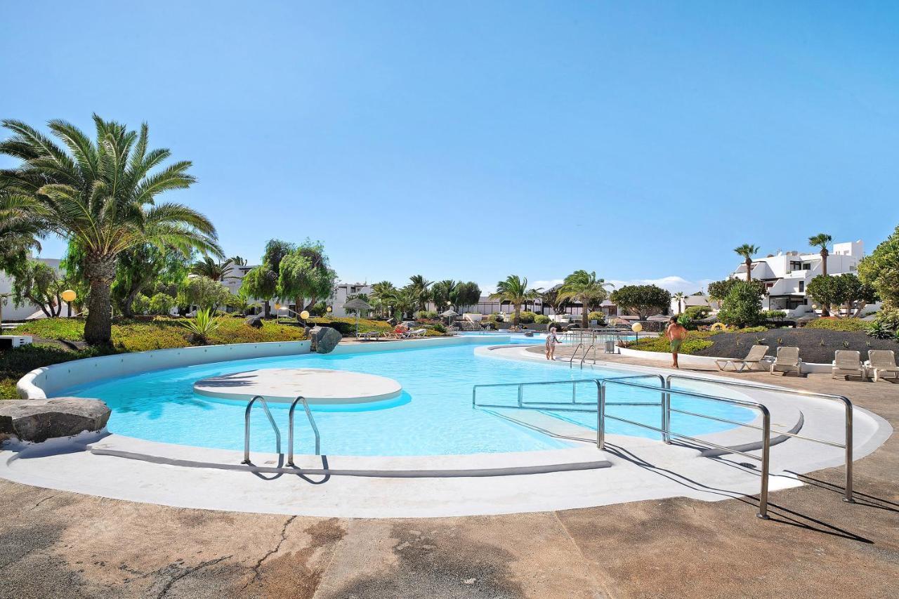 Isla And Ocean With Pool And Wifi Apartment Costa Teguise Exterior photo