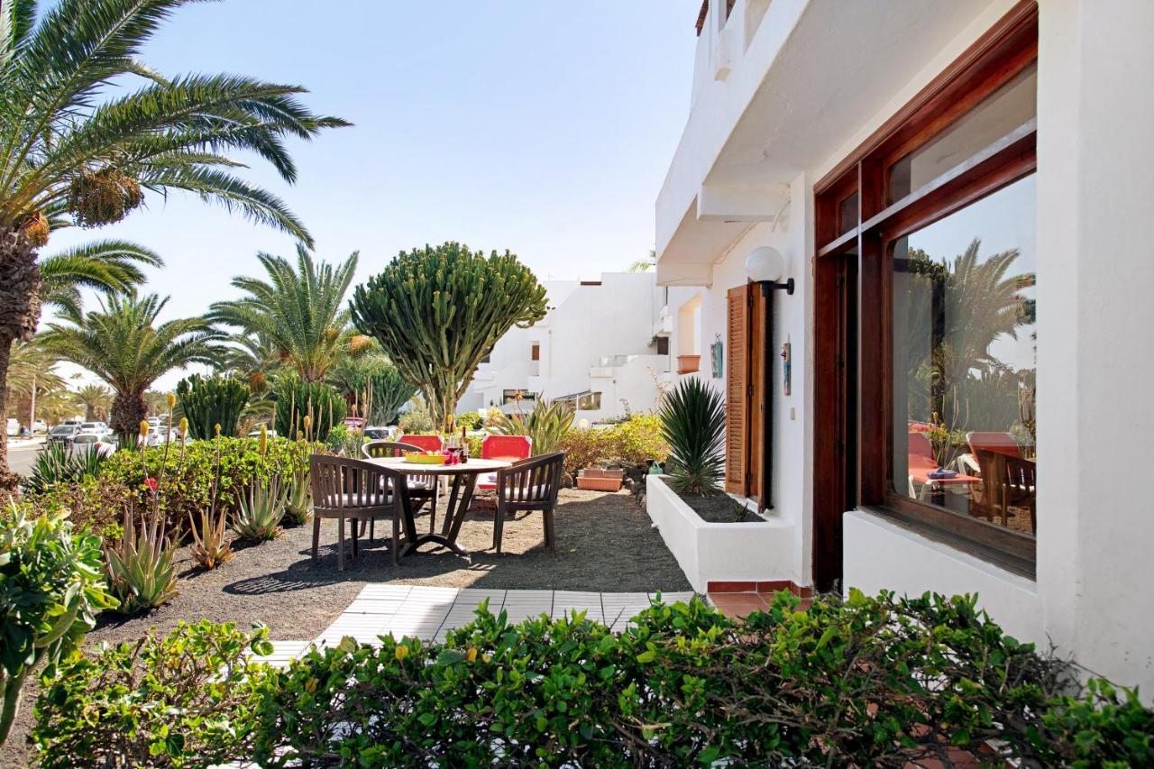 Isla And Ocean With Pool And Wifi Apartment Costa Teguise Exterior photo