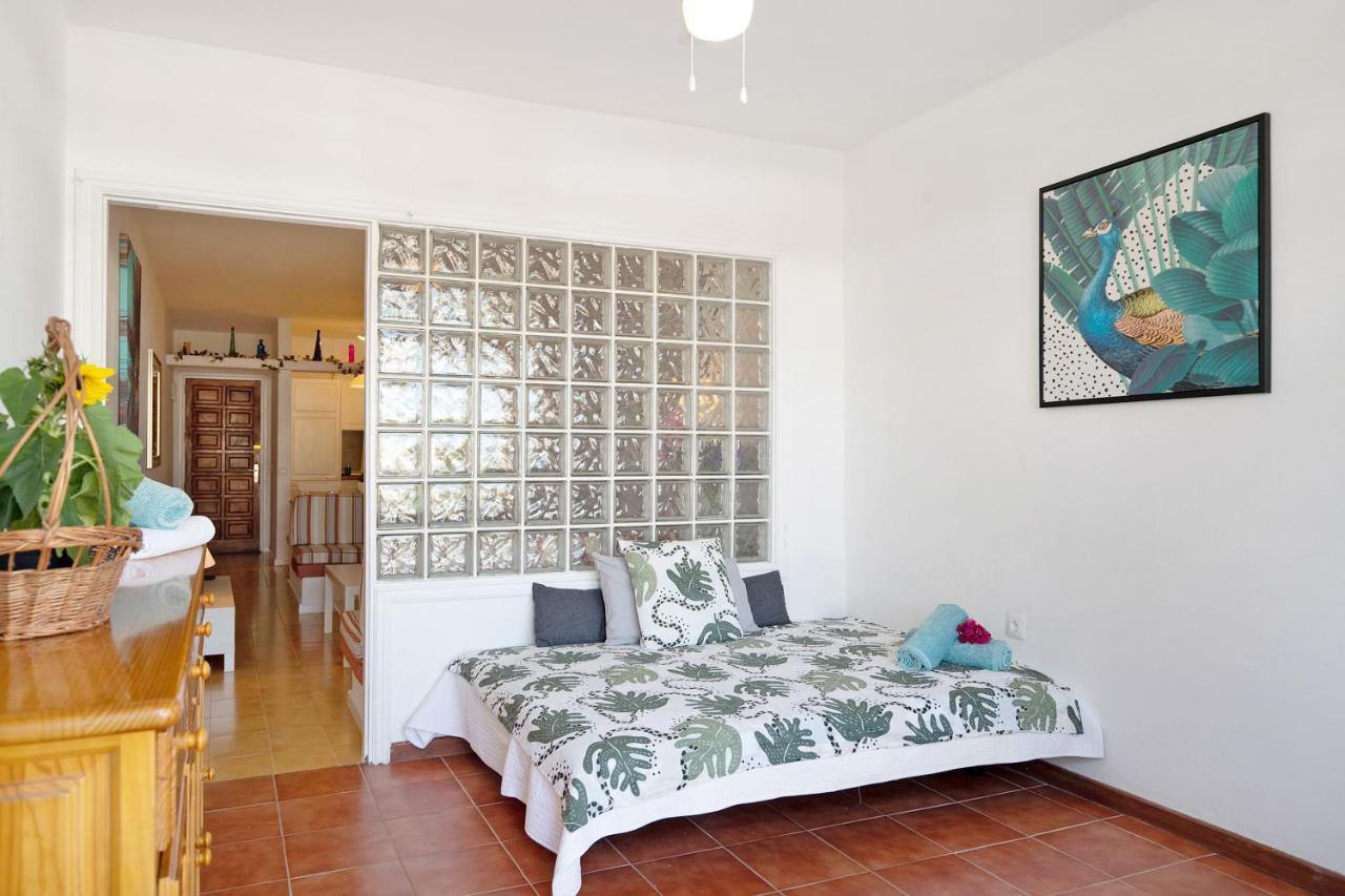 Isla And Ocean With Pool And Wifi Apartment Costa Teguise Exterior photo